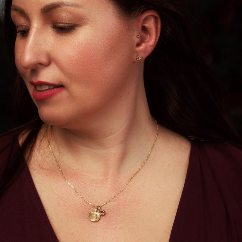 Zlatý otisk vzpomínek