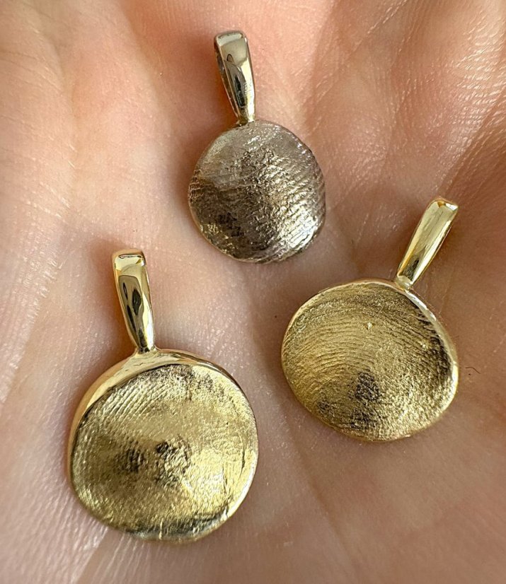 Zlatý otisk vzpomínek