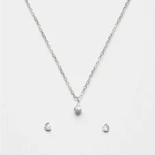 Souprava s přírodními perlami