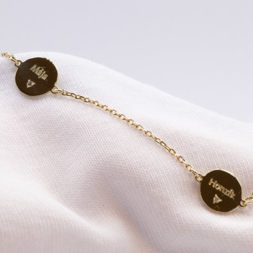 Náhrdelník s gravírovanými otisky